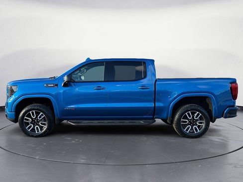 Used 2022 GMC Sierra 1500 AT4 w/ AT4 Preferred Package image 2