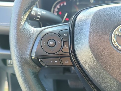 Certified 2025 Toyota RAV4 LE FWD image 16