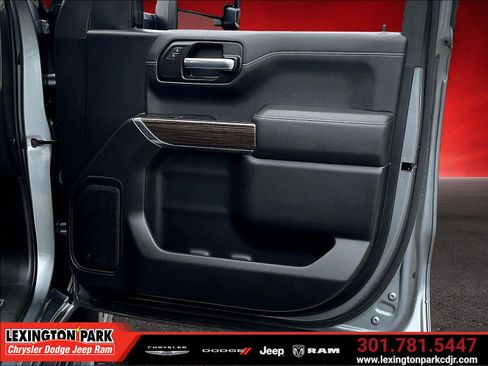 Used 2021 Chevrolet Silverado 1500 LT Trail Boss w/ Bed Protection Package AWD/4WD image 28