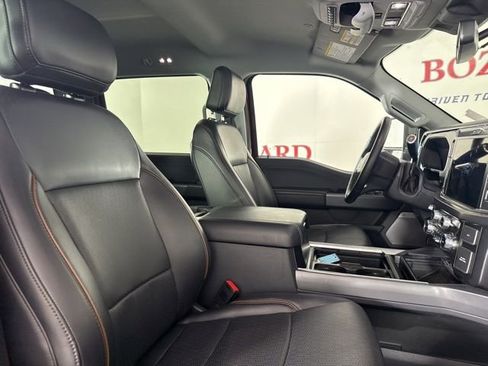 Certified 2025 Ford F250 Lariat w/ Black Appearance Package image 16
