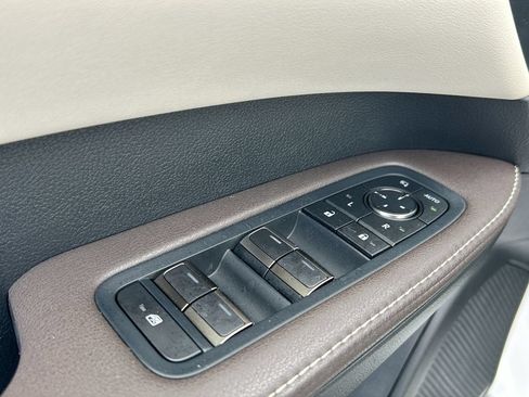 Used 2024 Lexus RX 350 Premium w/ Accessory Package (Z1) FWD image 33