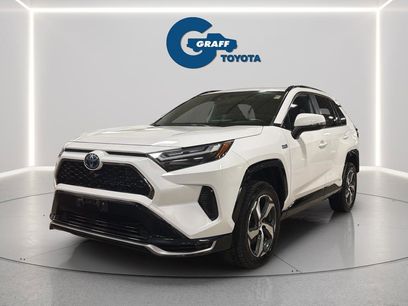 Used 2022 Toyota RAV4 SE w/ Weather & Moonroof Package