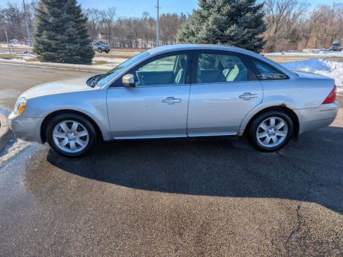 Used 2007 Ford Five Hundred SEL image 6