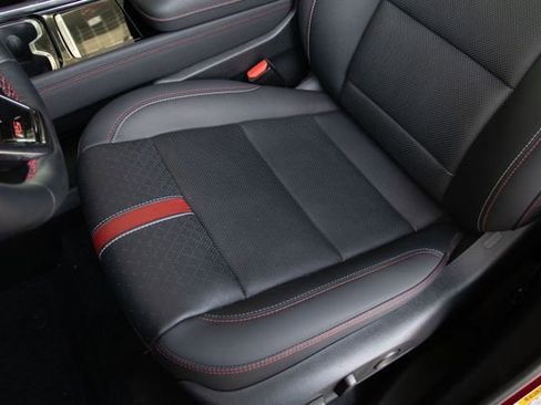 Used 2024 Chevrolet Traverse RS w/ LPO, Floor Liner Package image 25