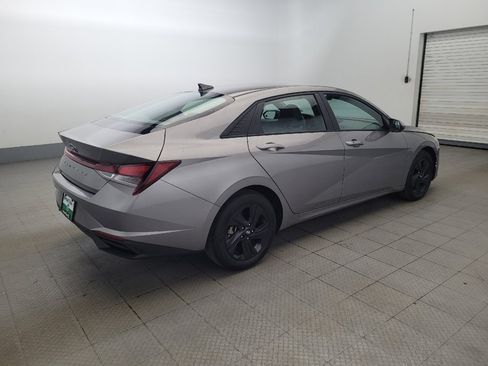 Used 2023 Hyundai Elantra SEL FWD image 10