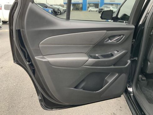 Used 2023 Chevrolet Traverse Premier w/ Redline Edition image 57