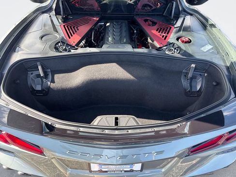 Used 2022 Chevrolet Corvette Stingray Coupe w/ Chrome Exterior Badge Package RWD image 23