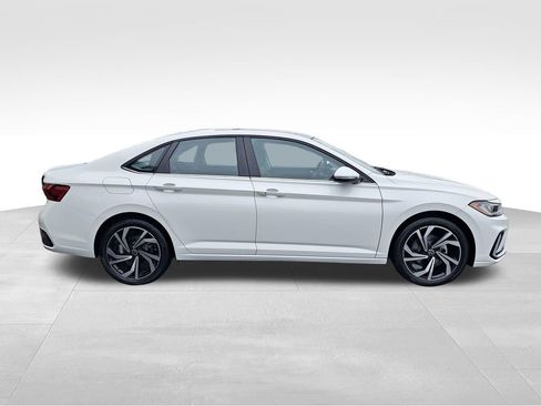 New 2026 Volkswagen Jetta SEL FWD image 7