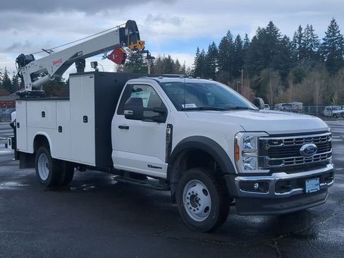 New 2024 Ford F550 4x4 Regular Cab Super Duty image 7
