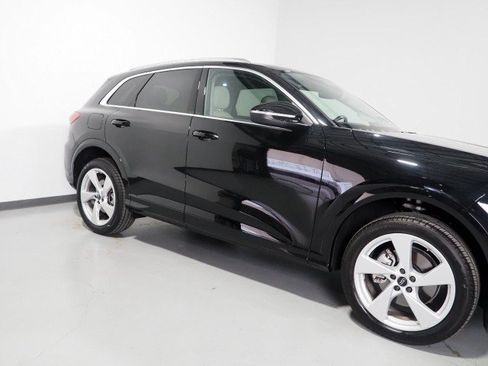 Used 2025 Audi Q5 2.0T Premium Plus AWD/4WD image 60