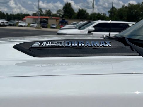 New 2026 Chevrolet Silverado 3500 LTZ w/ LTZ Plus Package AWD/4WD image 6