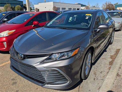 Certified 2021 Toyota Camry LE image 2