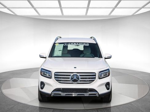 Used 2025 Mercedes-Benz GLB 250 4MATIC image 6