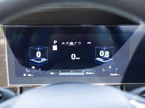 Used 2025 Hyundai Elantra N FWD image 12