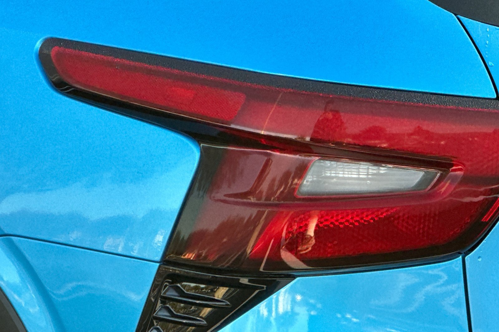 Used 2026 Chevrolet Trax RS w/ Sunroof Package FWD image 45