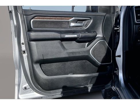 Used 2020 RAM 1500 Laramie image 20