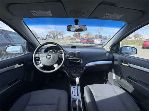 Used 2011 Chevrolet Aveo LT image 8