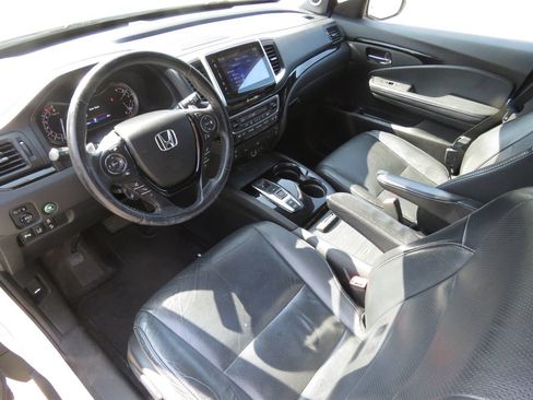 Used 2018 Honda Pilot Elite image 10