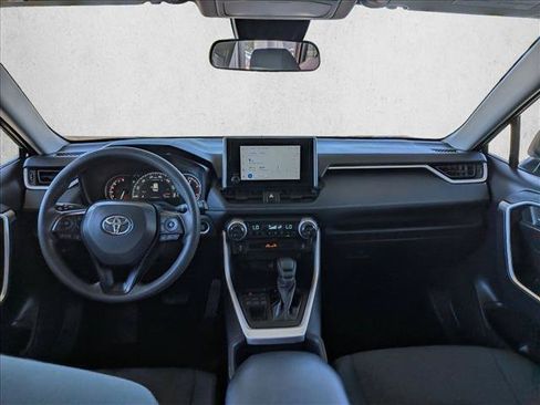 Certified 2025 Toyota RAV4 XLE AWD/4WD image 18