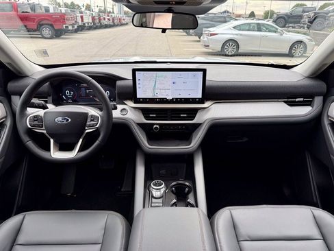 New 2026 Ford Explorer Active w/ Active Comfort Package image 33