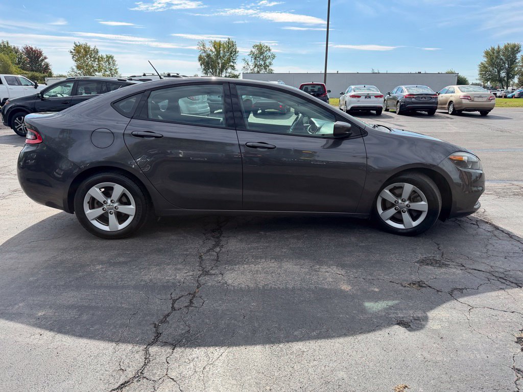 Used 2016 Dodge Dart SXT FWD image 4