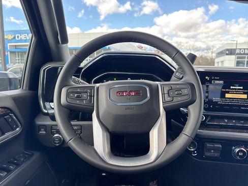 New 2026 GMC Sierra 2500 SLE w/ Preferred Package image 14