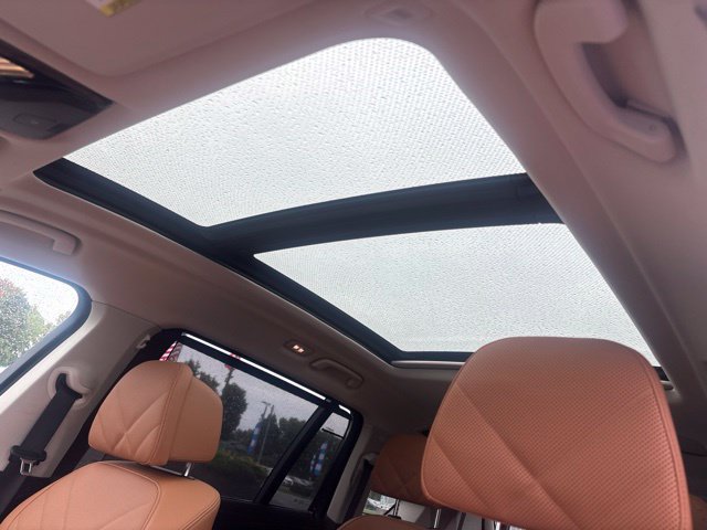 Used 2025 BMW X7 xDrive40i w/ Executive Package AWD/4WD image 7