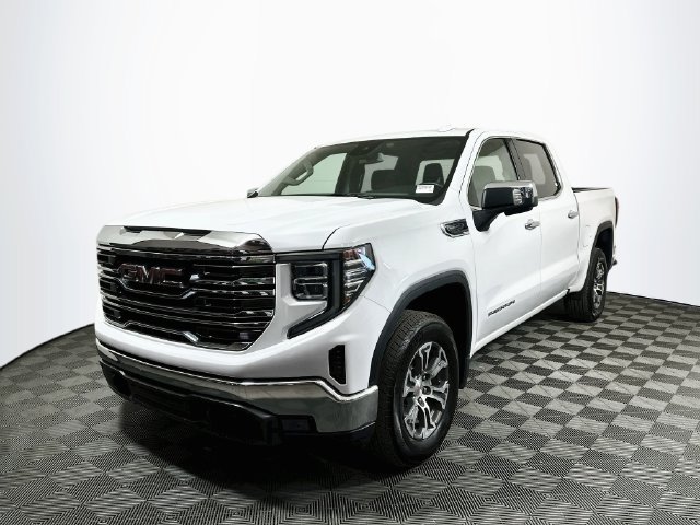Used 2026 GMC Sierra 1500 SLT RWD image 4