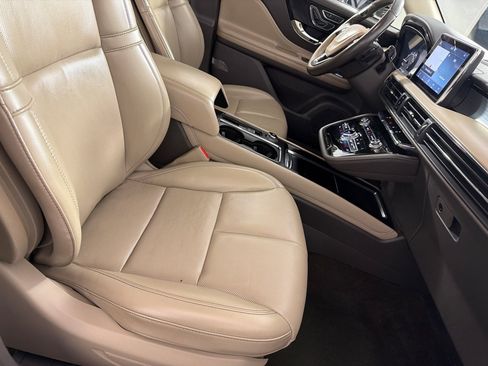 Used 2020 Lincoln Corsair FWD w/ Equipment Group 101A image 23