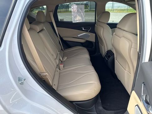 Used 2024 Acura RDX SH-AWD w/ Technology Package image 14