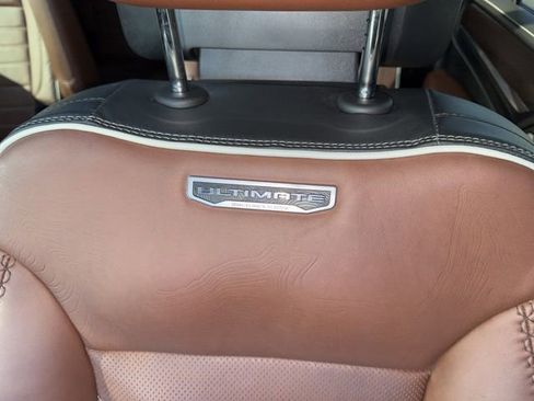 Used 2023 GMC Yukon XL Denali Ultimate image 11