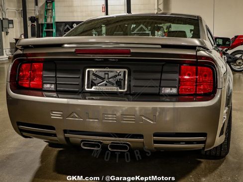 Used 2005 Ford Mustang GT image 49