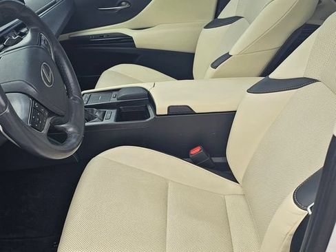 Used 2022 Lexus ES 350 w/ Premium Package FWD image 5