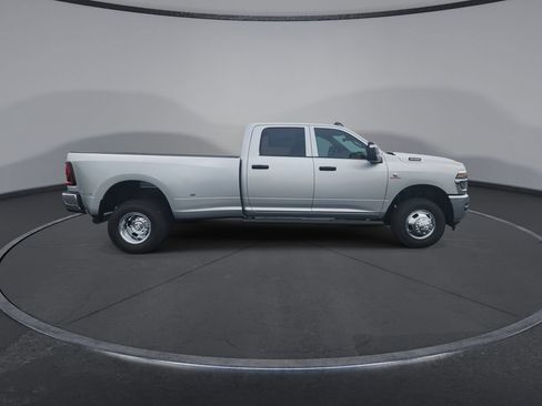 New 2026 RAM 3500 Tradesman AWD/4WD image 9