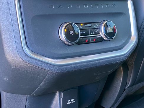 Certified 2025 Ford Expedition Platinum AWD/4WD image 25
