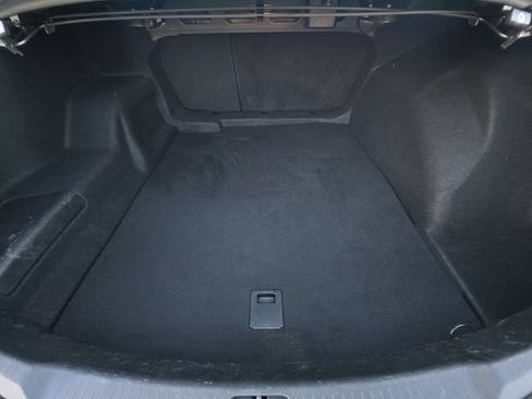 Used 2017 Buick LaCrosse Essence FWD image 12