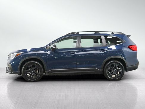 Used 2023 Subaru Ascent Onyx Edition AWD/4WD image 2