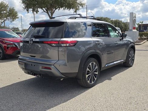 New 2026 Nissan Pathfinder Platinum w/ Cargo Package image 8