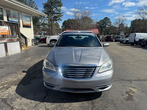 Used 2013 Chrysler 200 Touring w/ Cold Weather Group FWD image 2