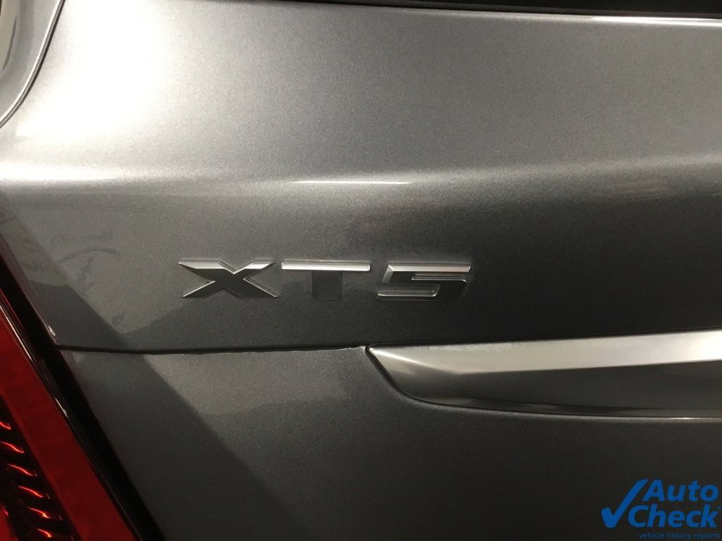 Used 2020 Cadillac XT5 Premium Luxury AWD/4WD image 20