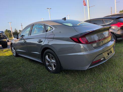 Used 2021 Hyundai Sonata SE FWD image 4