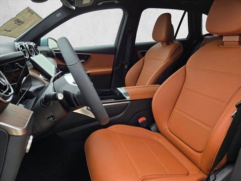 New 2026 Mercedes-Benz GLC 300 image 4