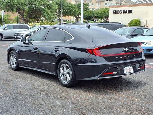 Used 2023 Hyundai Sonata SE FWD image 3