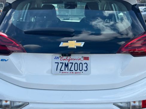 Used 2017 Chevrolet Bolt Premier w/ Driver Confidence II Package image 15