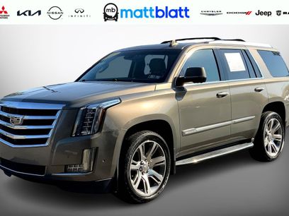 Used 2017 Cadillac Escalade Luxury
