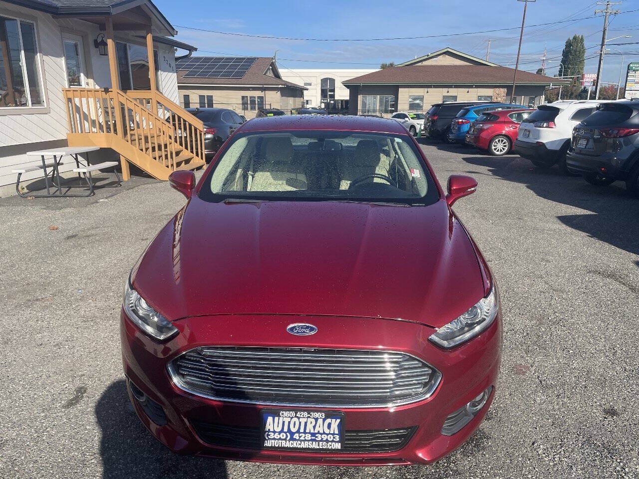 Used 2016 Ford Fusion SE w/ Equipment Group 202A FWD image 2