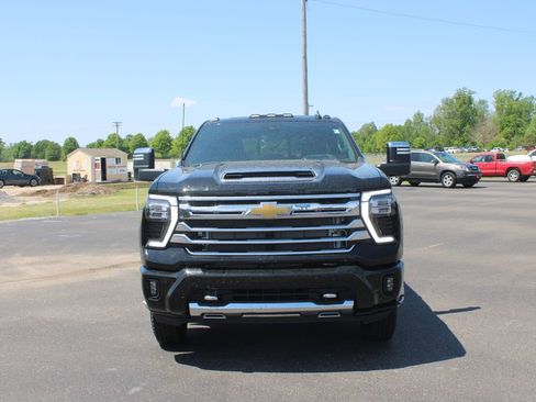 New 2026 Chevrolet Silverado 3500 High Country w/ High Country Premium Package image 2