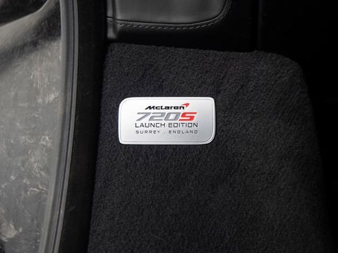 Used 2018 McLaren 720S Performance RWD image 12