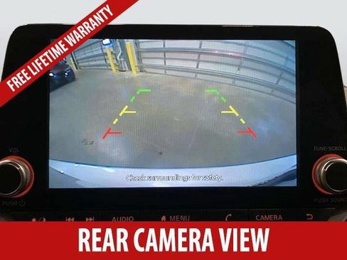 Used 2024 Nissan Sentra SV FWD image 12