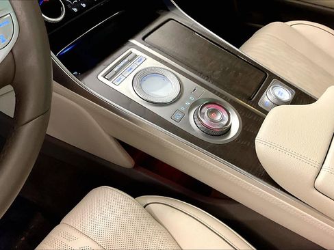 Used 2021 Genesis GV80 3.5T w/ Advanced Package 06 image 32